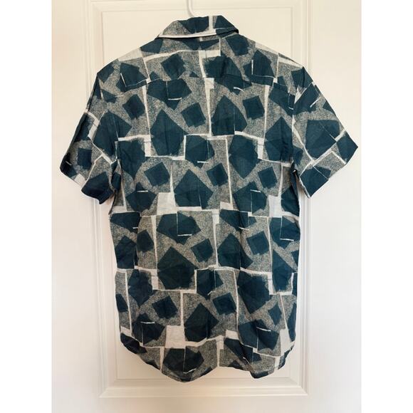 Perry Ellis Men’s Button Up Size S - Picture 2 of 7